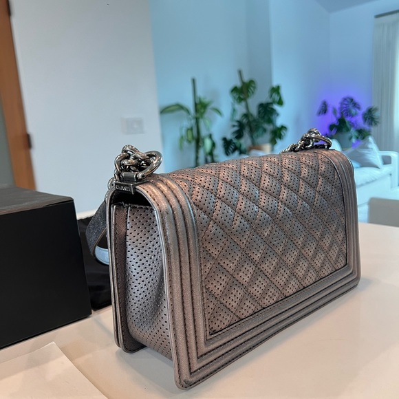 Chanel Boy - Picture 9 of 16